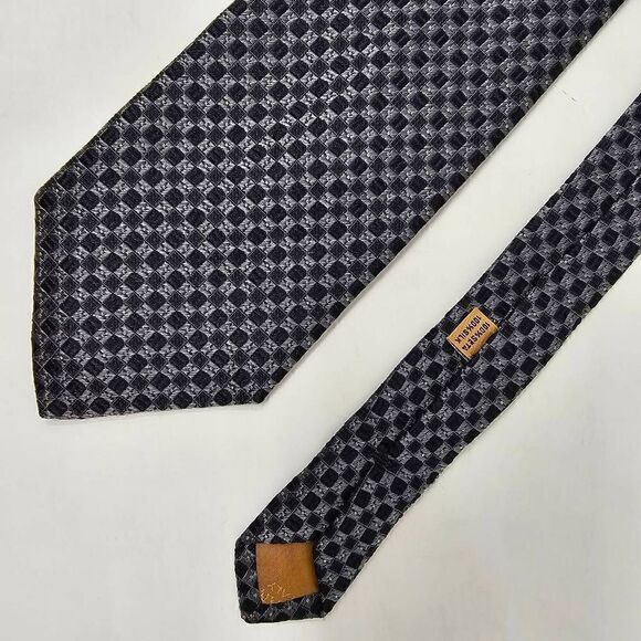 TODAY'S MAN ITALY SILK TIE BLACK SILVER CHECKER GEOMETRIC TEXTURED 3.75" X 60" - Picture 1 of 2